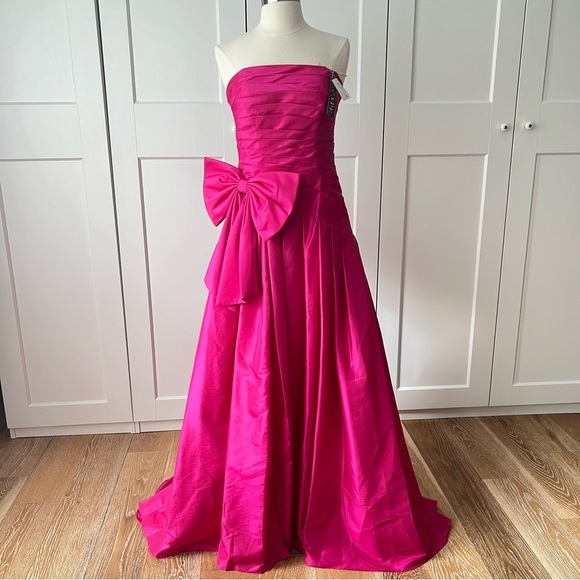 XSCAPE Women’s Women's Pink Bow-trim Ruched Strapless Gown size 4 - Picture 7 of 15
